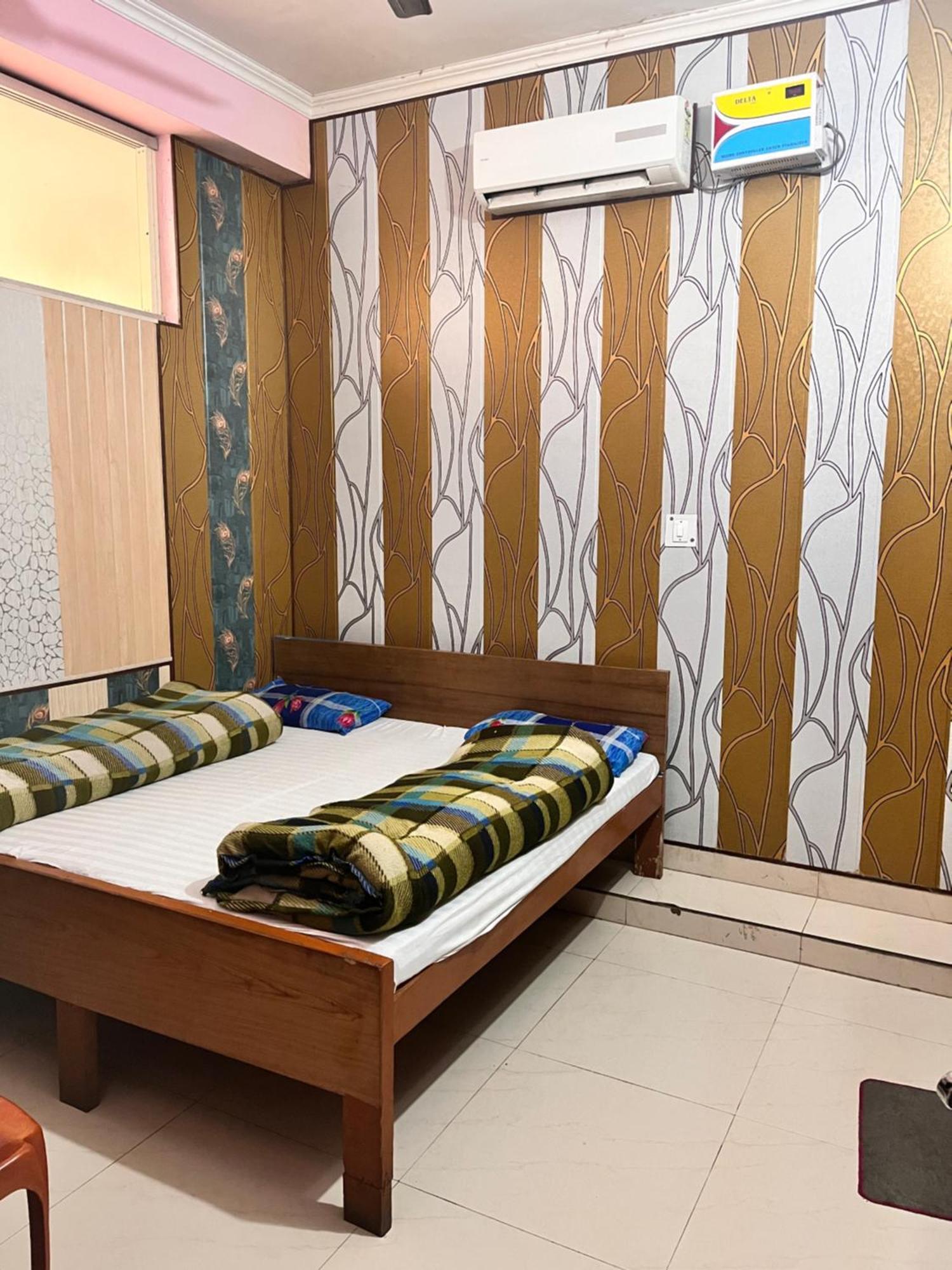 Hotel Pushpanjali Haldwāni 외부 사진